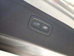 2025 Volvo XC90 Ultra B5 Dark