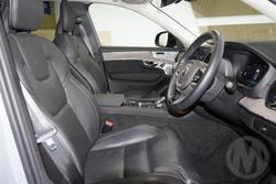 2025 Volvo XC90 Ultra B5 Dark