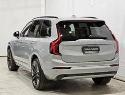 2025 Volvo XC90 Ultra B5 Dark