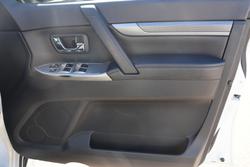 2016 Mitsubishi Pajero GLX