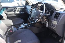 2016 Mitsubishi Pajero GLX
