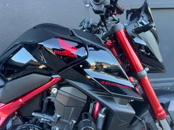 2023 Honda CB750 (HORNET) BLACK