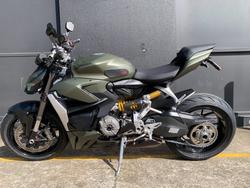 2023 DUCATI STREETFIGHTER V2 GREEN
