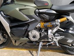 2023 DUCATI STREETFIGHTER V2 GREEN