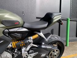 2023 DUCATI STREETFIGHTER V2 GREEN