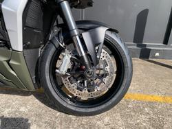 2023 DUCATI STREETFIGHTER V2 GREEN