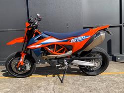 2024 Ktm 690 SMC R ORANGE
