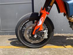 2024 Ktm 690 SMC R ORANGE