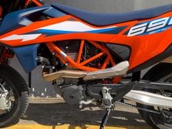 2024 Ktm 690 SMC R ORANGE