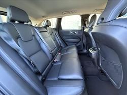 2020 Volvo XC60 D4 Momentum