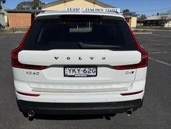 2020 Volvo XC60 D4 Momentum