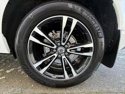 2020 Volvo XC60 D4 Momentum