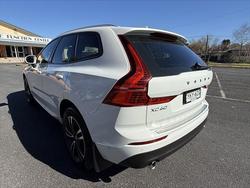 2020 Volvo XC60 D4 Momentum