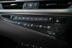 2019 Lexus ES 300h Sports Luxury