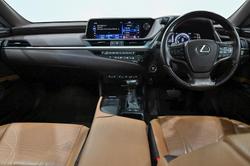 2019 Lexus ES 300h Sports Luxury