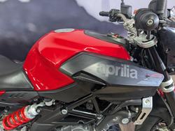 2014 APRILIA SHIVER SPORT RED
