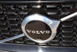 2020 Volvo XC90 T6 R-Design