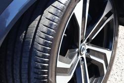 2020 Volvo XC90 T6 R-Design