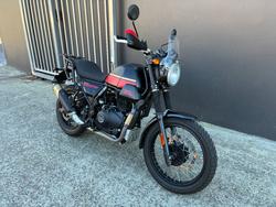 2022 Royal Enfield SCRAM BASE E5 BLACK