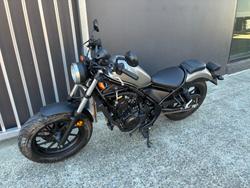 2017 Honda CMX500 SILVER