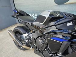 2024 Yamaha YZF-R1 M Black