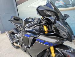 2024 Yamaha YZF-R1 M Black