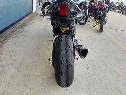 2024 Yamaha YZF-R1 M Black