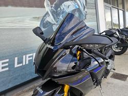2024 Yamaha YZF-R1 M Black