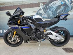 2024 Yamaha YZF-R1 M Black