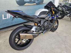 2024 Yamaha YZF-R1 M Black