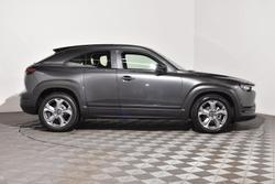 2023 Mazda MX-30 G20e Touring