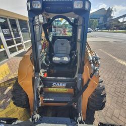 0 CASE Sr210b