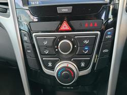 2016 Hyundai i30 Active X GD4 Series II MY17 Platinum Silver