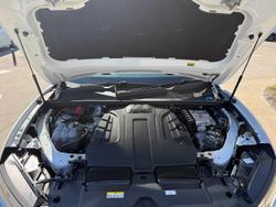 2024 Volkswagen Touareg 210TDI R-Line