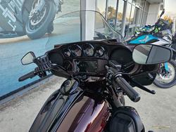 2018 HARLEY-DAVIDSON FLHTKSE CVO ULTRA LIMITED Red