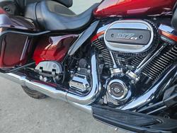 2018 HARLEY-DAVIDSON FLHTKSE CVO ULTRA LIMITED Red