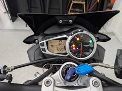 2016 Triumph STREET TRIPLE 660 Black