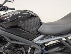 2016 Triumph STREET TRIPLE 660 Black