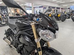 2016 Triumph STREET TRIPLE 660 Black