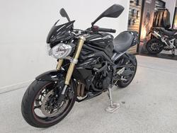 2016 Triumph STREET TRIPLE 660 Black