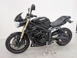2016 Triumph STREET TRIPLE 660 Black