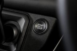 2025 Land Rover Defender 110 P400 X-Dynamic SE