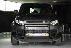 2025 Land Rover Defender 110 P400 X-Dynamic SE
