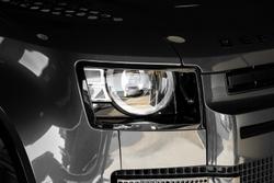 2025 Land Rover Defender 110 P400 X-Dynamic SE