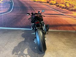 2025 Aprilia RSV4 1100 Factory RSV4