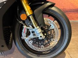 2025 Aprilia RSV4 1100 Factory RSV4