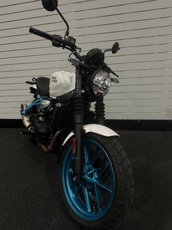 2024 Royal Enfield GUERILLA 450 Blue