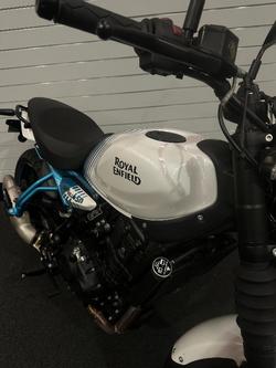 2024 Royal Enfield GUERILLA 450 Blue