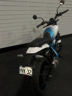 2024 Royal Enfield GUERILLA 450 Blue