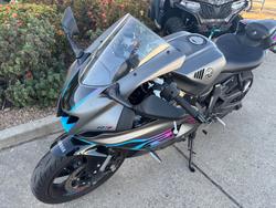 2024 YAMAHA YZF-R7LA grey